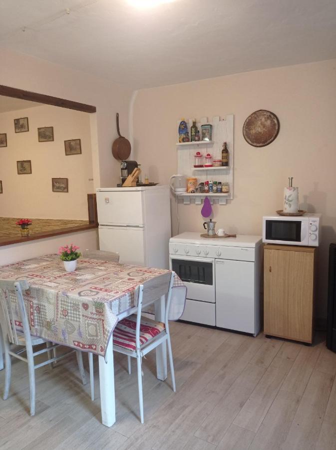 La "Casina Nel Borgo" , Relax A Un Passo Dalle 5 Terre Merizzo Dış mekan fotoğraf