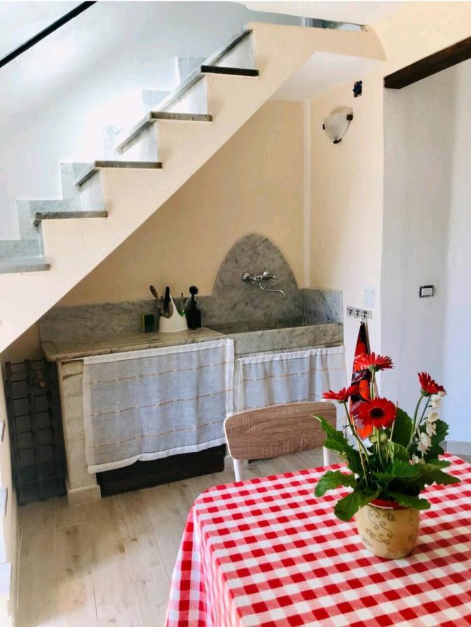 La "Casina Nel Borgo" , Relax A Un Passo Dalle 5 Terre Merizzo Dış mekan fotoğraf